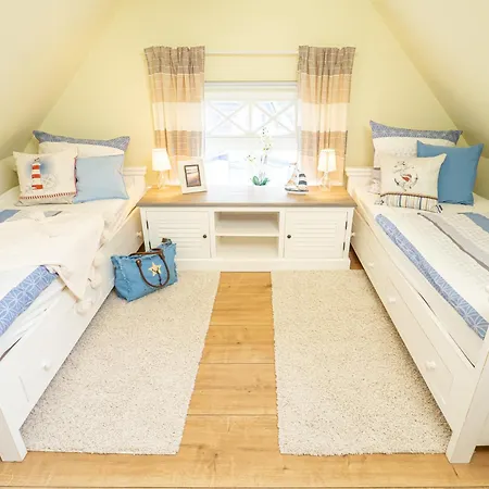 Apfelblüte Ferienhaus Ostseeheilbad Zingst